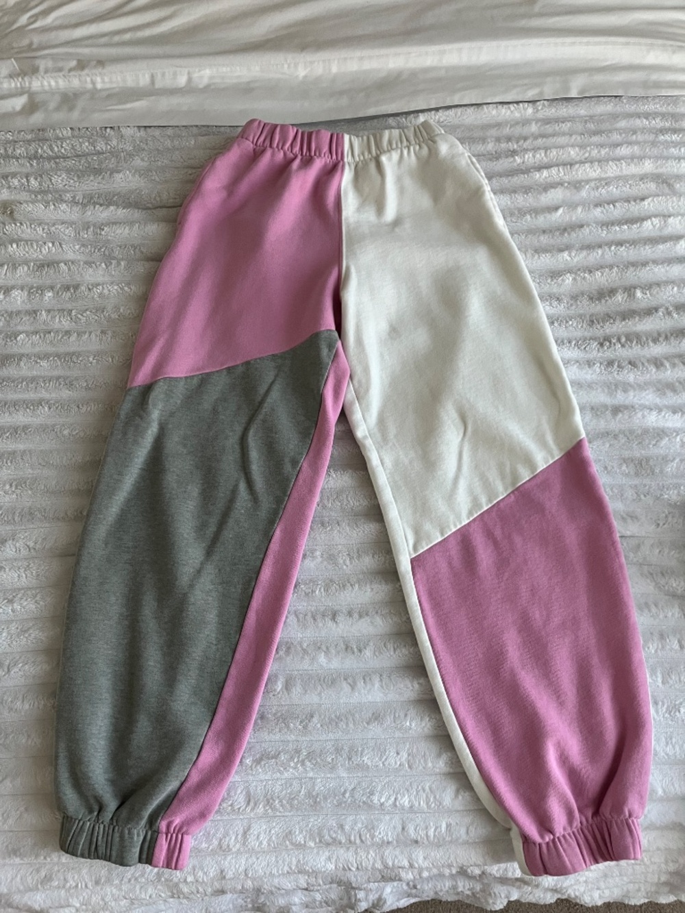 [SOLD on another platform] HOLLISTER PINK Jogger Sweat Pant Bundle of 3 - Picture 5 of 10